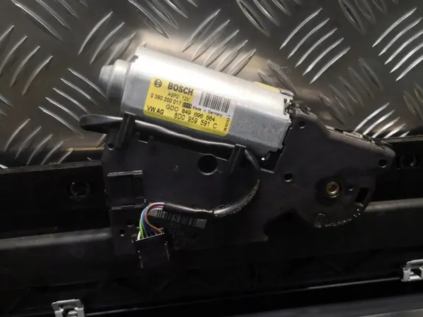 Techo solar Porsche Cayenne I OEM 8D0877255D - Usado image 4