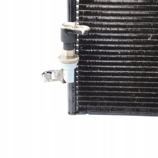 Audi A4 B8 AC-kondensaattori 8K0260403AF image 4