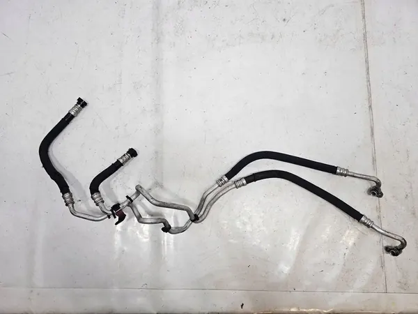 BMW 5 F10 F11 10-17 Tuyaux de Refroidissement Huile 3.0B image 1