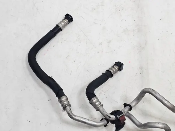 BMW 5 F10 F11 10-17 Tuyaux de Refroidissement Huile 3.0B image 4