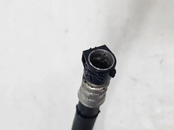 BMW 5 F10 F11 10-17 Tuyaux de Refroidissement Huile 3.0B image 8