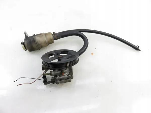 Bomba de dirección Mitsubishi OEM 4G93 - Usada image 2