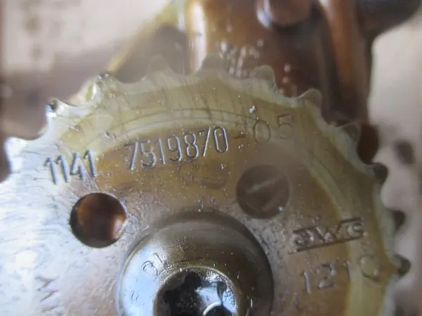 Bomba de óleo BMW N55 535i F10 F20 F30 F01 F07 F25 F15 F16 image 3