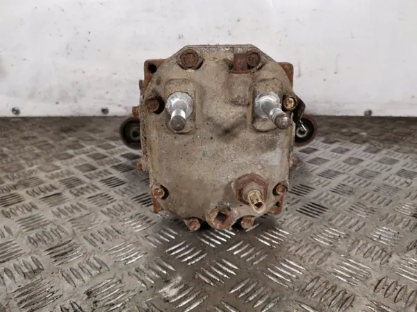 Subaru Hinterachsdifferential RATIO44 - Gebrauchtes OEM-Teil image 4