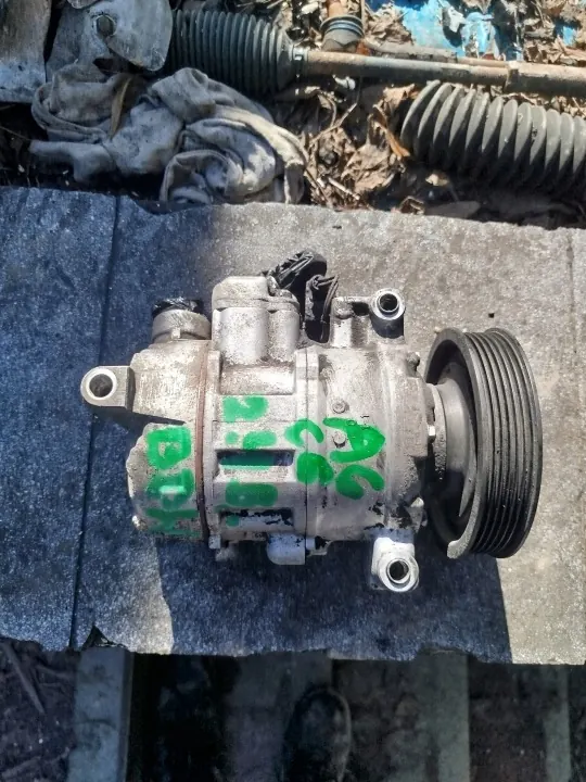 Compresseur KOMPRESOR SPRĘŻARKA 2.4 B AUDI A6 C6 OEM image 2