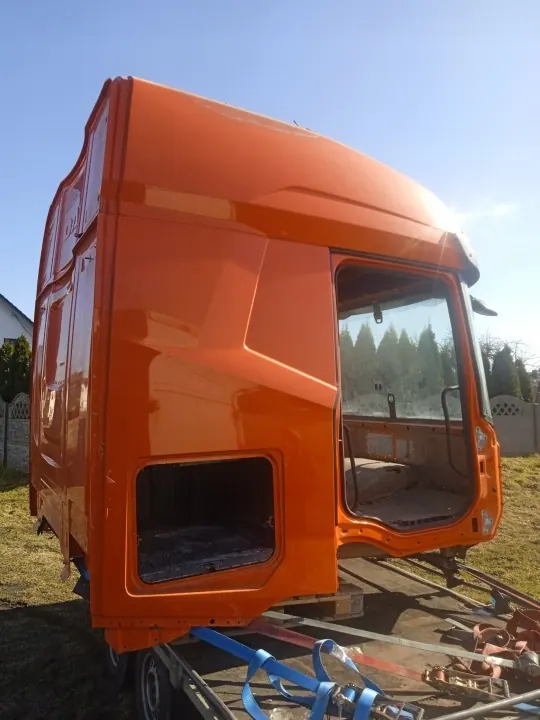 Cabina DAF XG 2023 OEM 2023222222 - Usado image 3
