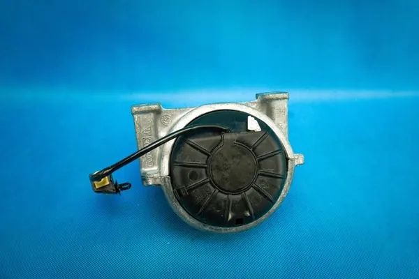 Soporte de motor izquierdo Audi Q5 3.0TDI 3.0TFSI 8R0199381Q image 3