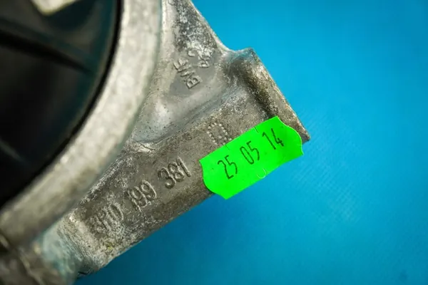 Soporte de motor izquierdo Audi Q5 3.0TDI 3.0TFSI 8R0199381Q image 4