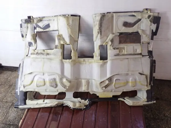 Mercedes GLS X166 takalattiamatto OEM A1666800141 image 7