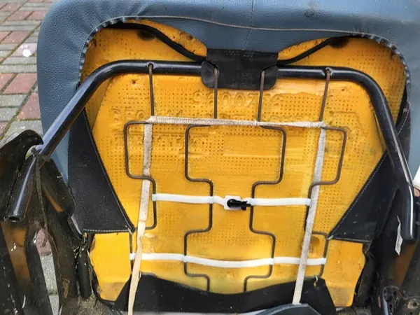 Front Right Passenger Seat Frame Renault Kangoo I OE image 10