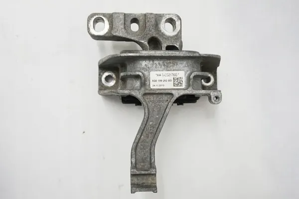 Soporte de motor VW Golf VII 1.2 TSI 5Q0199262BD image 3