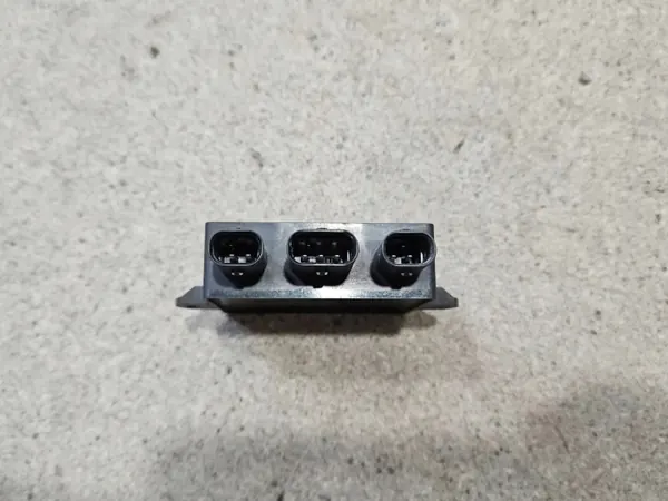 Sensor pé Volvo OEM 32137251 para porta-malas image 4