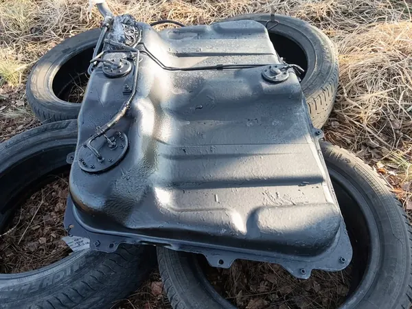 Réservoir de carburant Toyota RAV4 I 1994-2000 image 2