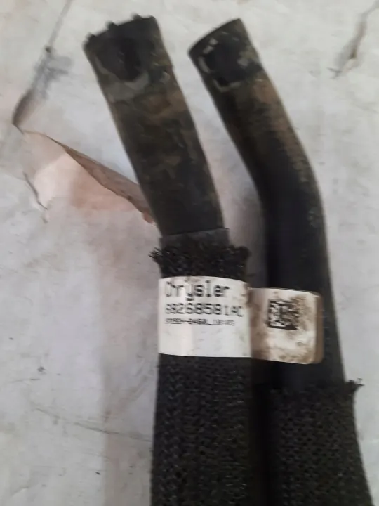 Dodge Ram 3.6B 19- Lämmitysletku OEM 68268581AC image 7