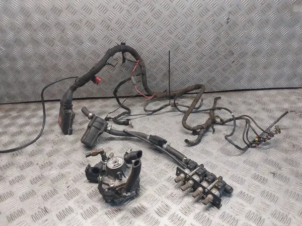 Gebrauchtes LPG-Kit OEM 67R-016560 67R-010951 für Matrix I image 2