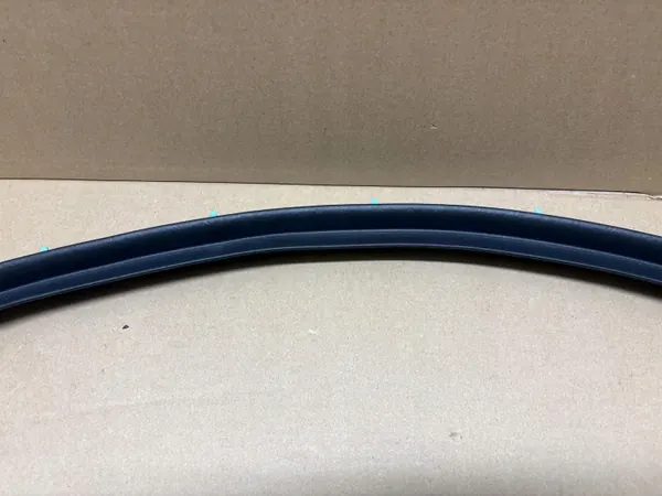 Junta de guardabarros derecha OEM JR3Z-16A238-A Ford Mustang image 4
