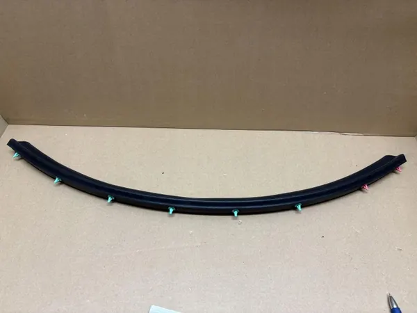 Junta de guardabarros derecha OEM JR3Z-16A238-A Ford Mustang image 6