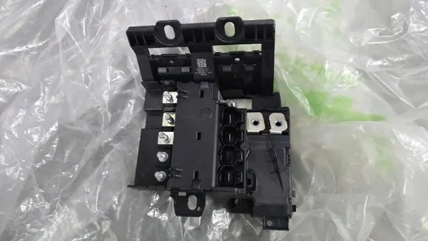 Distributeur d'allumage BMW OE 9855629 pour X3 G01 image 2