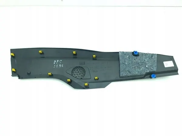 Renault Captur II 2022 Cache Latéral Tunnel OEM 689218482R image 3