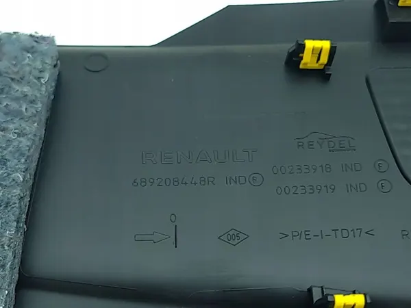 Renault Captur II 2022 Cache Latéral Tunnel OEM 689218482R image 5