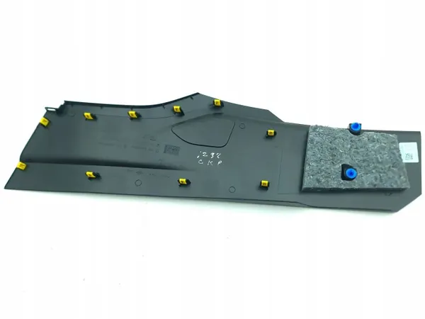 Renault Captur II 2022 Cache Latéral Tunnel OEM 689218482R image 6