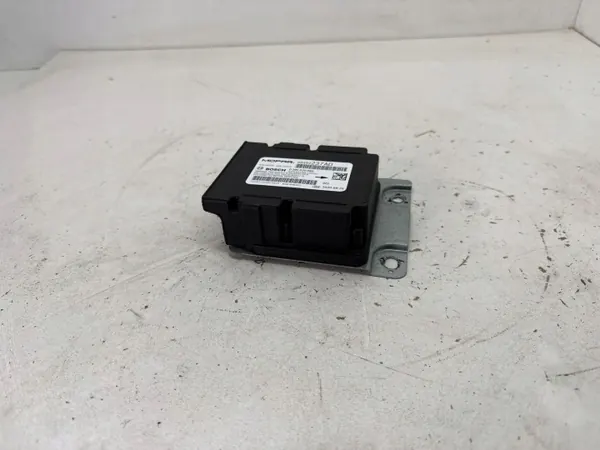 Controlador suspensión neumática trasera OEM 68492237AD Dodge image 4