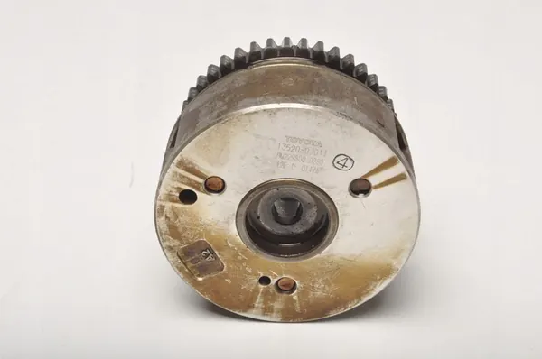 TOYOTA YARIS I 1.0 VVT-i Tidskugga 13520-0J011 image 3