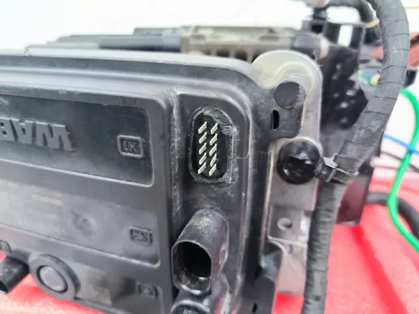 Compresor de aire Porsche OEM 95C616005E - Usado image 6