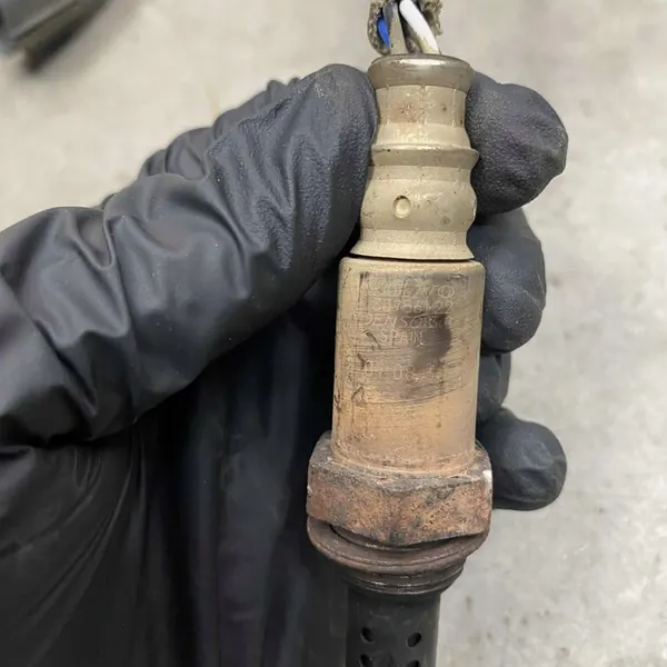 Volvo Lambda Sensor V70 III XC70 III S80 II OEM 30756122 image 4