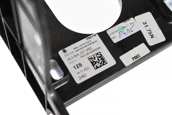 Apoio de braço dianteiro pele OEM 5E3864207 Skoda Octavia IV image 5