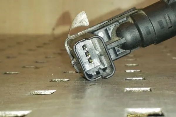 MAP Sensor PEUGEOT 3008 2.0L hybrid 2012 image 4