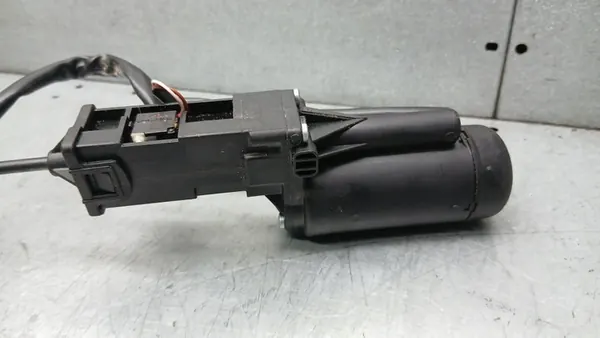 Fechadura do porta-malas Audi A8 D3 2002-2009 3.0 TDI image 8