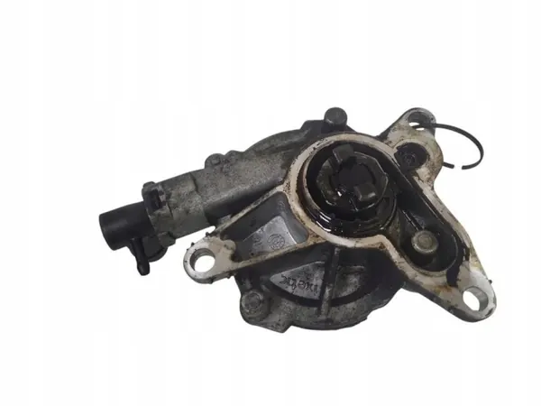 Nissan vacuümpomp OEM 146502018R - Gebruikt image 5