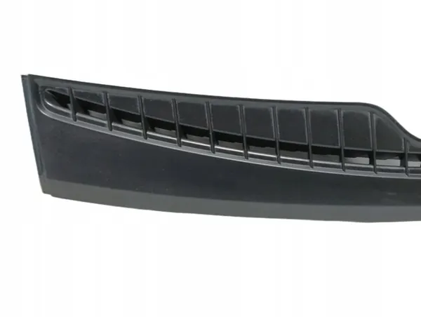 Porsche Cayenne 92A Instrumentbräda Luftutblås Panel OEM 7P5858365 image 3