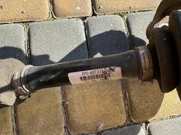 Snodo anteriore sinistro VW Touareg II 3.0 TDI image 5