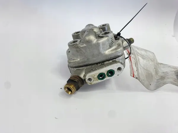 Distribuidor Combustible OEM 0438101026 Mercedes W124 image 4