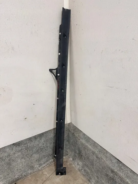 OEM 4M8825212 Proteção de Soleira Direita Audi image 2