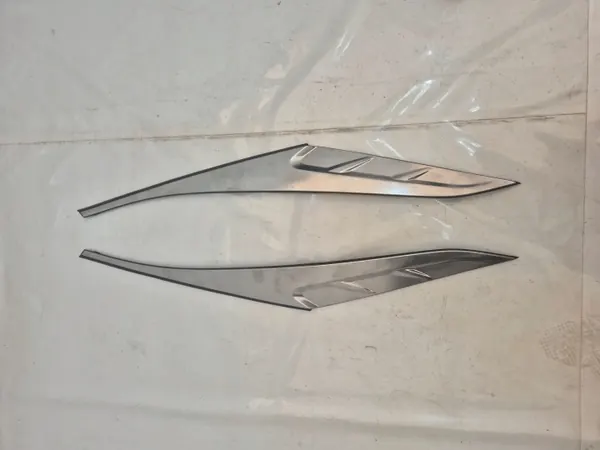 OEM 87860-CW001 Heckpfeilerverkleidung Links/Rechts USA image 2