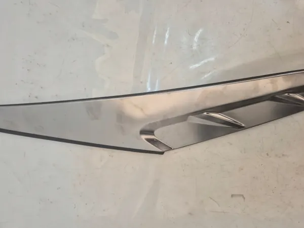 OEM 87860-CW001 Heckpfeilerverkleidung Links/Rechts USA image 3