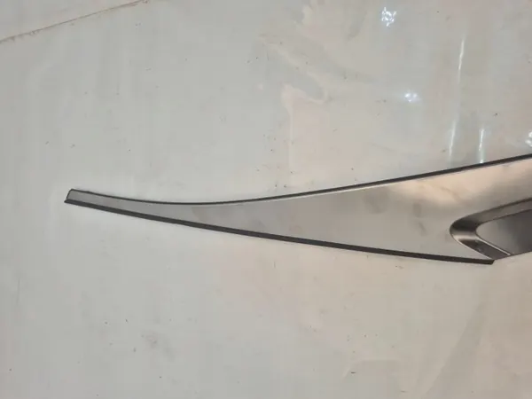 OEM 87860-CW001 Heckpfeilerverkleidung Links/Rechts USA image 4