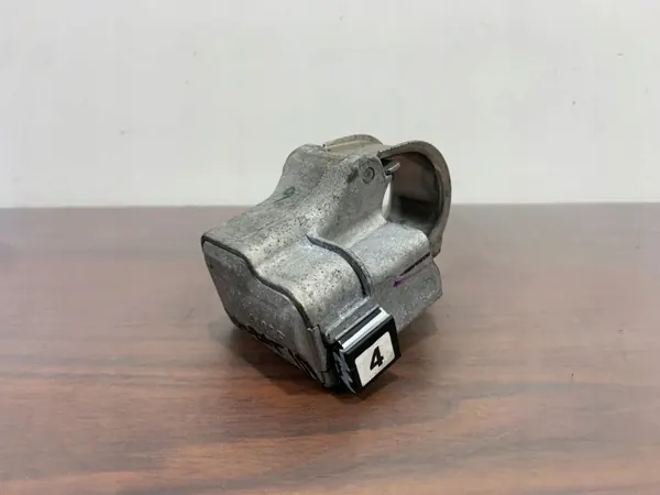 Zündschalter Subaru Ascent OEM 45020029 - Gebraucht image 3