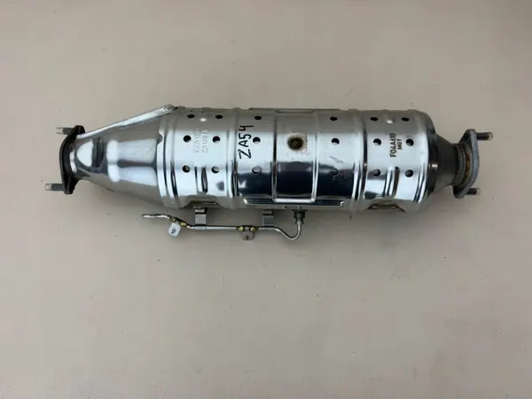 Hyundai H1 H-1 19R DPF Katalysator 289F0-4A610 image 2