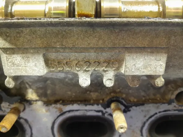 Motorcilinderkop OEM 55562229 voor Opel Corsa D image 7