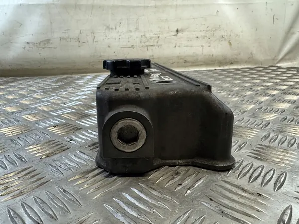 Couvercle de soupape Voyager II 2.5 TDI 92R image 4