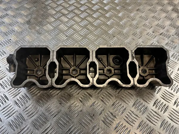 Couvercle de soupape Voyager II 2.5 TDI 92R image 5