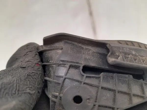 Junta paraçama traseiro direito Subaru Forester VI 24- 63526SL000 image 9