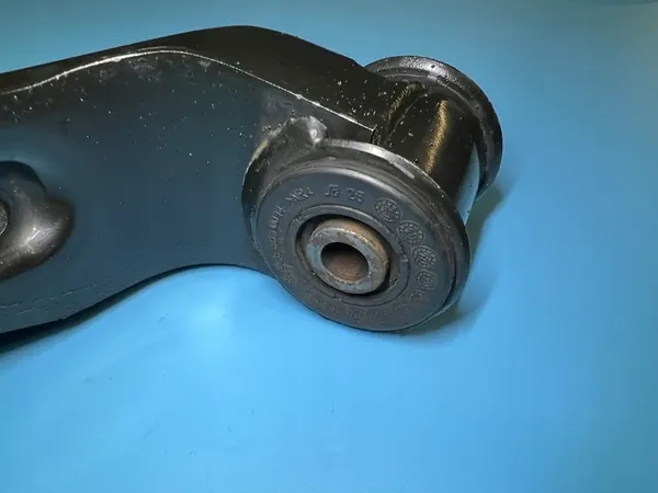 Stål Kontrollarm Mercedes Sprinter 906 907 Höger Fram A9063304107 image 6