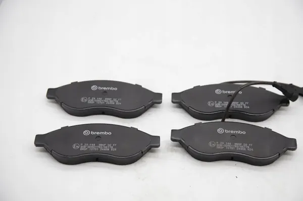 Brembo P 23 144 etujarrutulpaset Citroenille image 3