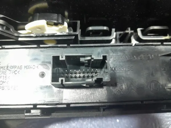 Luftventilsgaller OEM Lochow-329752- för Peugeot 3008 image 7