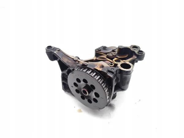Skoda Octavia Oljepump OEM 04L1452081 1.6 TDI Diesel image 4